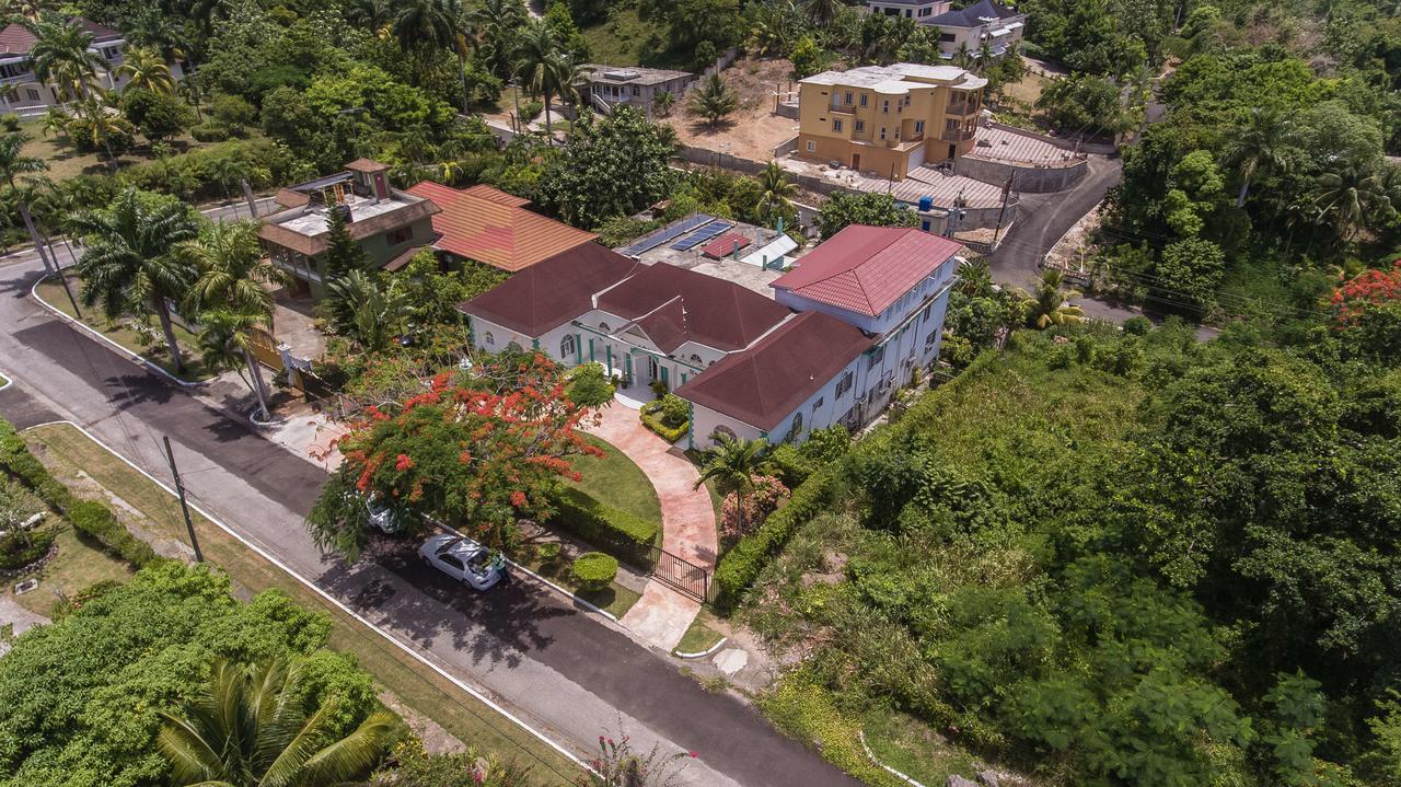 Diamond Villa Guest House Montego Bay Zewnętrze zdjęcie
