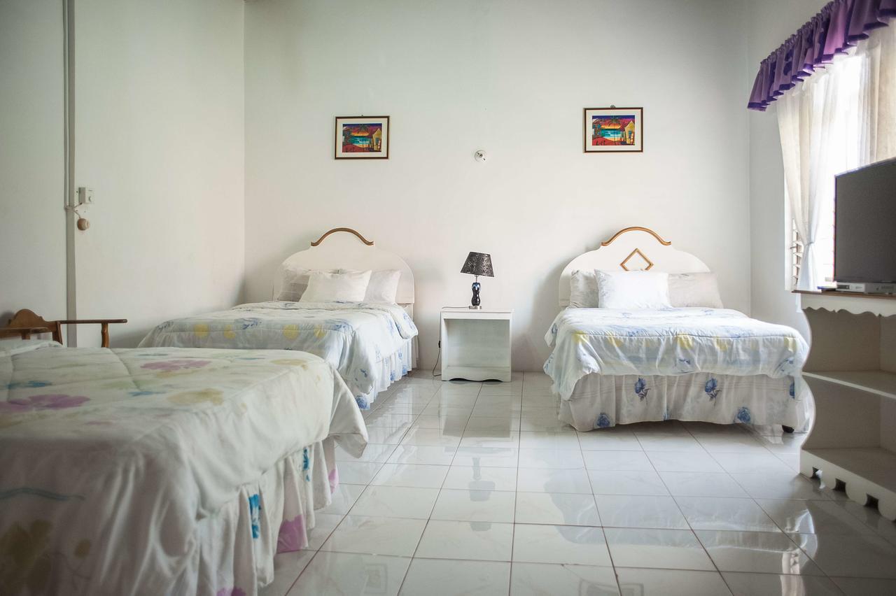 Diamond Villa Guest House Montego Bay Zewnętrze zdjęcie