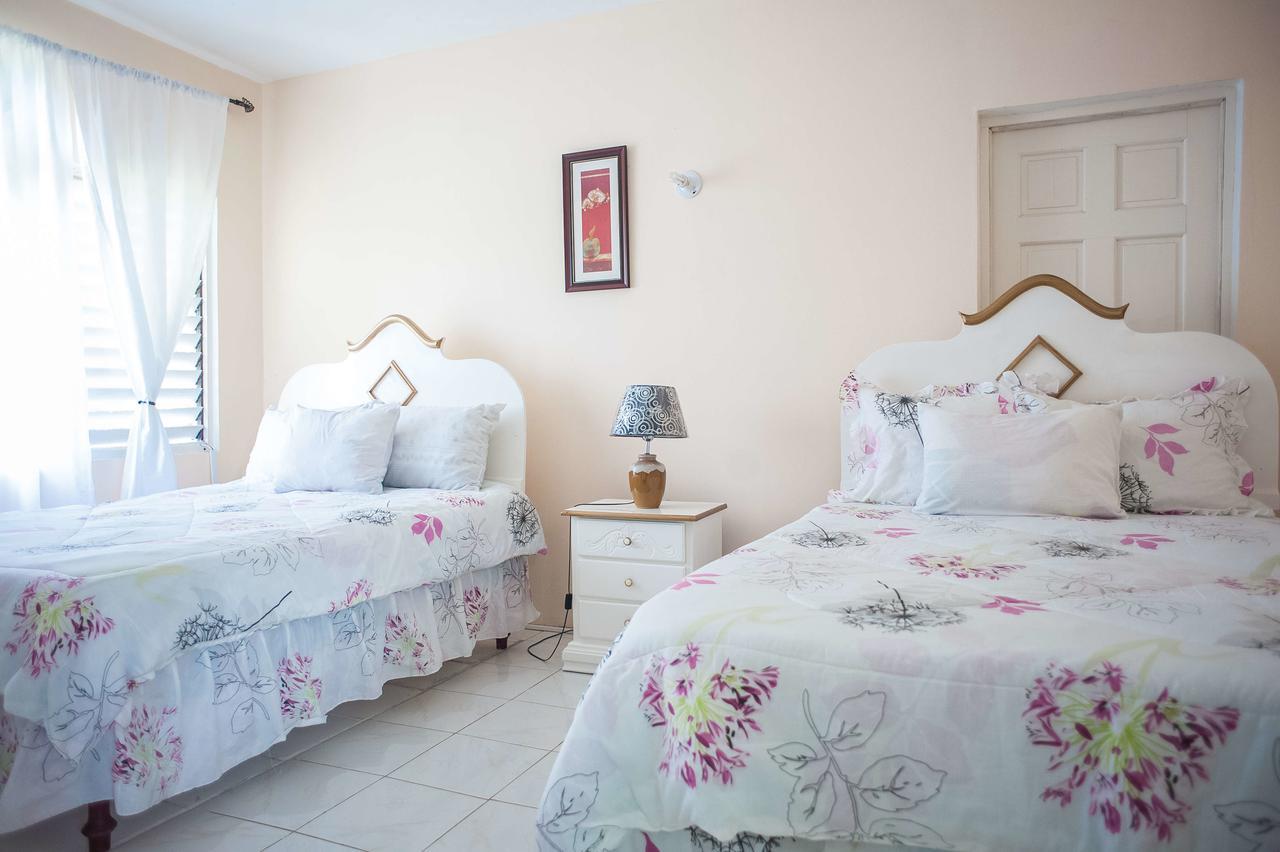 Diamond Villa Guest House Montego Bay Zewnętrze zdjęcie